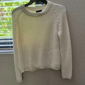 Quince white sweater sz XS (runs big)